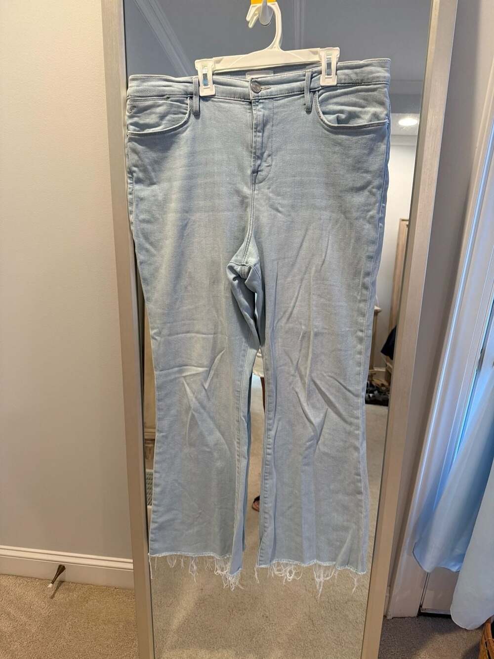 FRAME Le Crop Mini Bootcut Light Wash Raw Hem Jeans